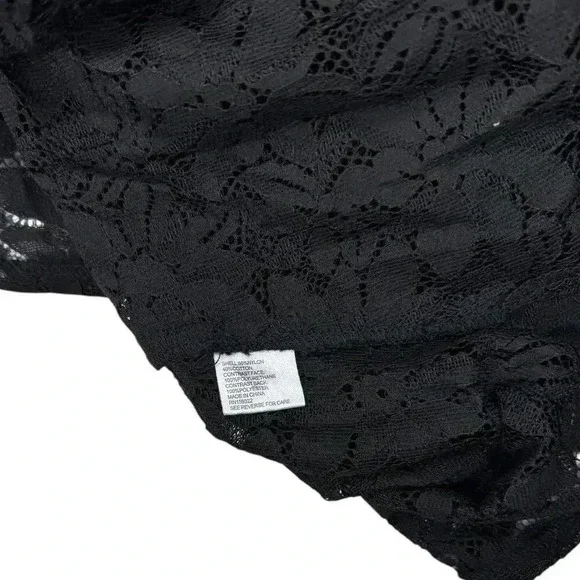 Central Park West Lace Long Sleeve Top - NWT - Size Medium - Picture 5 of 5